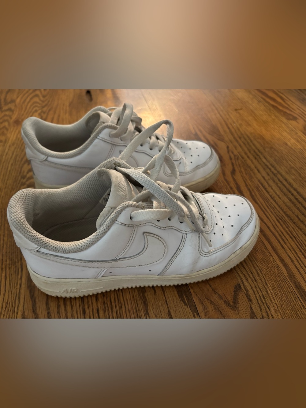 Nike Air Force 1 '07 Low Women’s Size 7.5 – Classic Triple White Leather